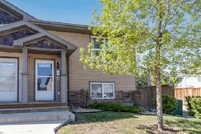 Beautiful Springbrook townhome image
