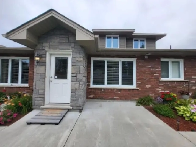 Spacious   Bright 3Bed  2Bath for Rent in Hanmer  August 1st image