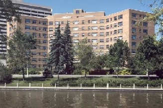 Spacious Downtown Bachelor August 1st 2025 image