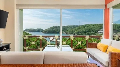 PRESTIGIEUX CONDO 3 CAC OCEAN FRONT A HUATULCO image