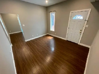 Newly Renovated 1 Bedroom close to Downtown and 403 image