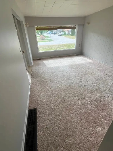2 Beds 1 Bath  Apartment in Castlegar BC Bright just painted image