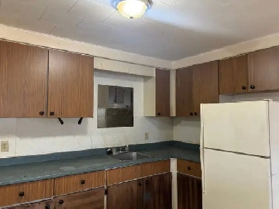 237 Brookside Dr B Building Unit 07 2bedroom apt Northwest image