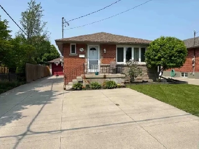 NEWLY RENOVATED 2 Bedroom Lower Unit in Hamilton image