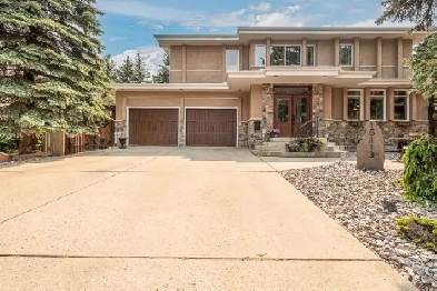 Luxury Home in Ramsey Heights Riverbend Edmonton image