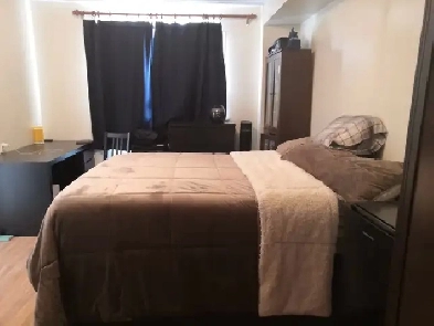 master bedroom 1200 only all include in York Uni image