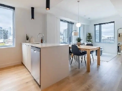 One bedroomStudioTwo bedroom for rent in Old Port area image