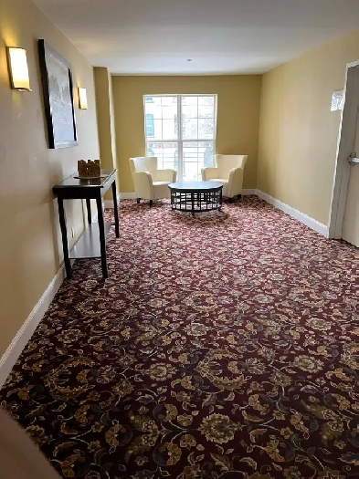 345 Argyle Senior Building 2 bedroom 2 bath July 1st image