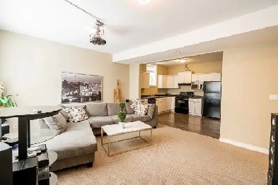 2br Garden Basement suite in Rosemary Heights in South Surrey image