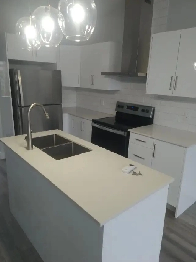 One Bedroom   Den Available image