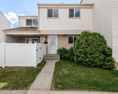 South Edmonton Townhouse with Low Condo Fees image
