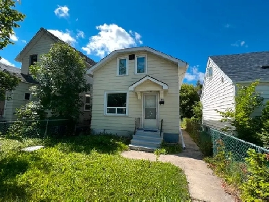 FOR SALE 170 Johnson Ave  Affordable real estate opportunity image