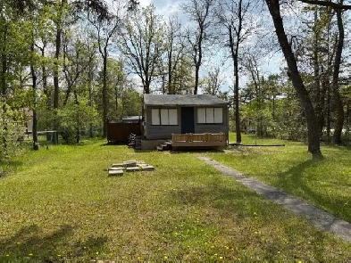 Winnipeg Beach Bung 2 Br 1 Bath 75 Lot ONLY 159900 image