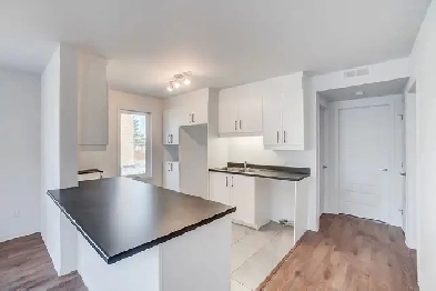 Magnifique condo 2 chambres proximit Hopital Gatineau image