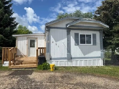Fully renovated mobile home in Benalto image