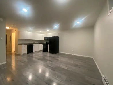1 bdrm 1 bathroom townhouse image
