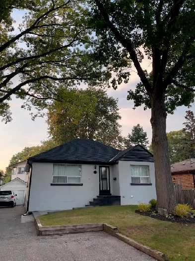 Port Credit Basement for Rent  1 Bedroom  Walk to GO image