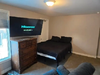 THREE MONTHS OF RENT FREEEFFECTIVE RENT IS ONLY 975MONTH image