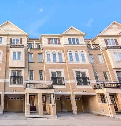 4 BEDROOM   3 BATHROOM TOWNHOUSE FOR RENT IN OSHAWA image