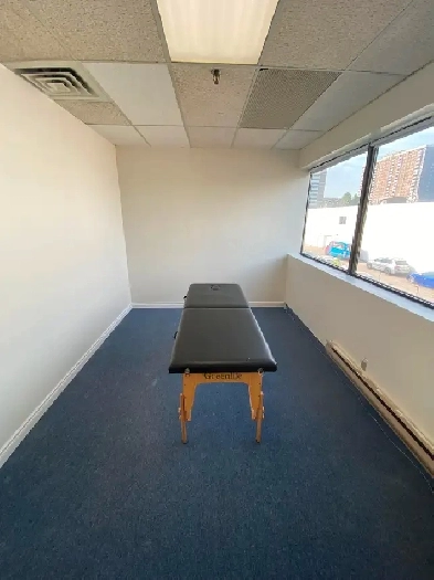 Room for lease at Acupuncture Clinic image