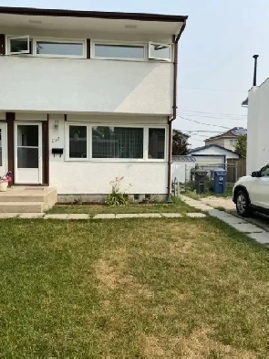 Spacious House For Rent image