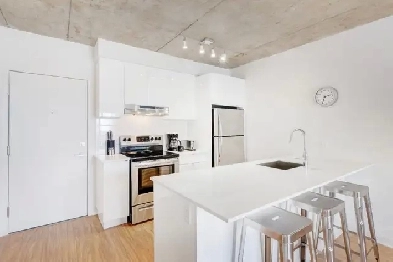 Condo disponible pour location  court ou long terme image