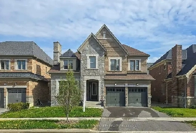 PRESTIGIOUS UPPER THORNHILL ESTATES Detached Home 50x108 Ft Lot image