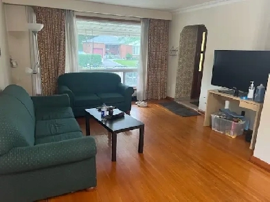 HOUSE FOR RENT NEAR KENEDY SUBWAY image