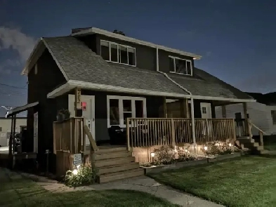 2 bedroom 1 bathroom house for rent side by side duplex image