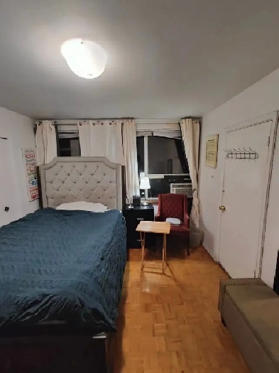 Room for rent immediately in 2 bedroom Apartment  Scarbor  South image