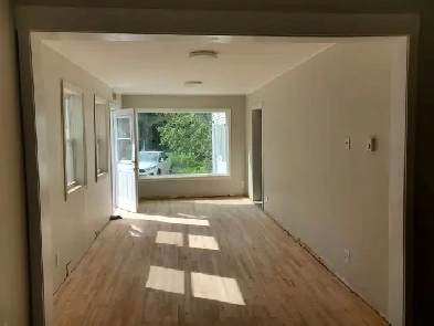 390 Union St unit B 3bedroom hse 1 bath 1 kitchenNorthside image