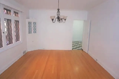 20 Powell  3 bedroom apartment in the Glebe image