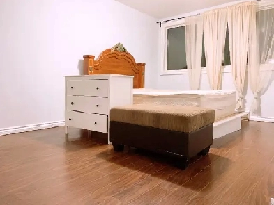 UTSC and Centennial College condo townhouse for rental image