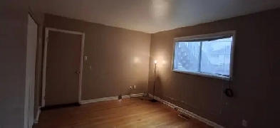 One Large Room 165 sqf on the First Floor  749 AllInclusive image
