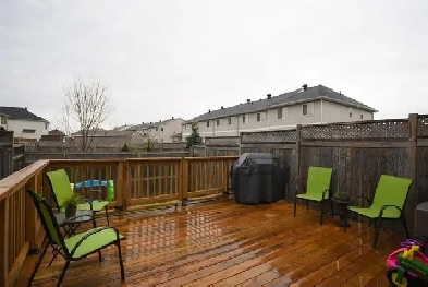 Beautiful Kanata Townhouse with 3 1 bedrooms for rent image