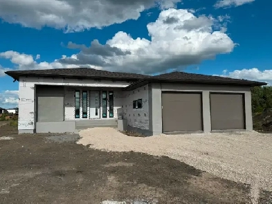 Beautiful 1740sqft CustomBuilt Bungalow by Warkentin Homes image