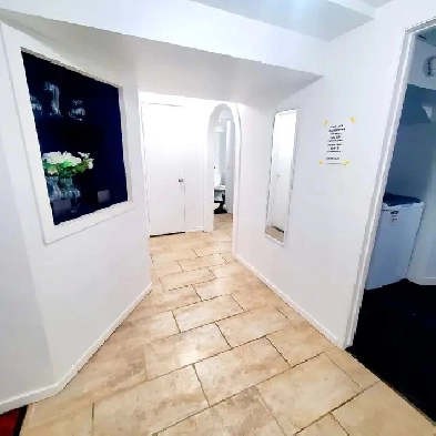 Room for Rent University of ManitobaFort Richmond Area image