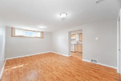 Bright and Spacious 2 bedroom For Rent image