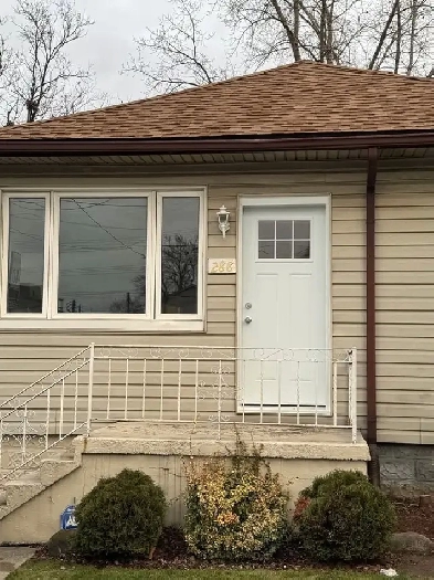 3 Beds 1 Bath House image
