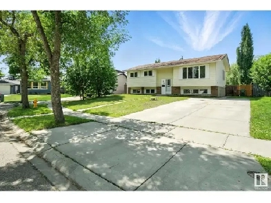 A Perfect Family Home for Rent in Akinsdale St Albert image