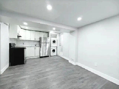 Legal basement for rent near Square One Mississauga UTM Sheridan image