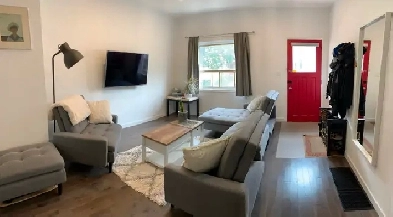 Great House for Rent in Kensington Market  4 Bedrooms image