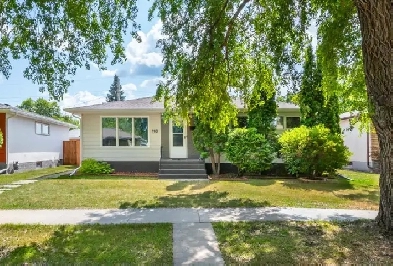 Beautifully renovated 4bdrm 2bthm Bungalow w modern features image