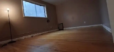 Ottawa West  Spacious Unfurnished Room for Rent 747 image