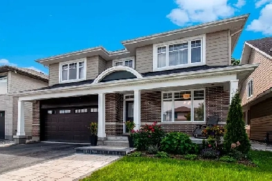 Upgraded 4 1 bedroom home with no rear neighbours image