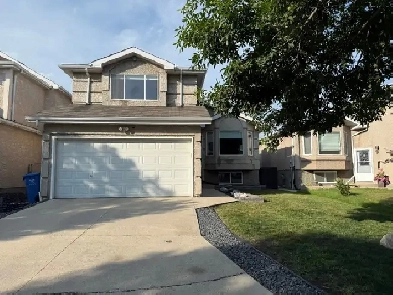 Riverbend Cabover 3 Brs 2 Baths Dbl Gar ONLY 499900 image