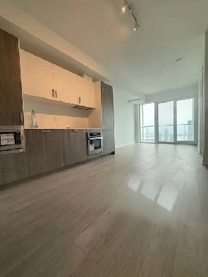 New condo 2 bedroom 2bathroom near TMU Toronto to rent by owner image