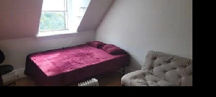HREE MONTHS OF RENT FREEEFFECTIVE RENT IS ONLY 1050MONTH image