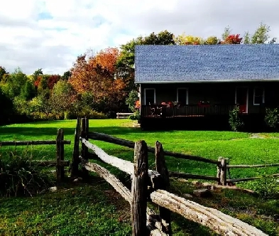 app grand 4 12 dans bois   garage StSauveur image