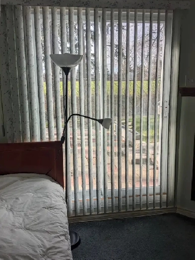 Beautiful First floorfurnished room for rent Port Union 401 image
